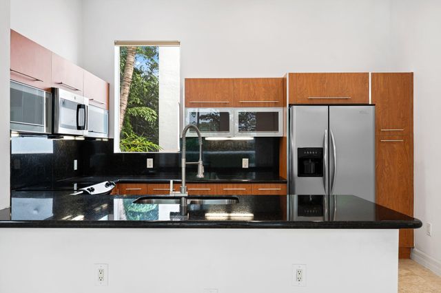 775 NE 4th Avenue 775, Fort Lauderdale, FL 33304