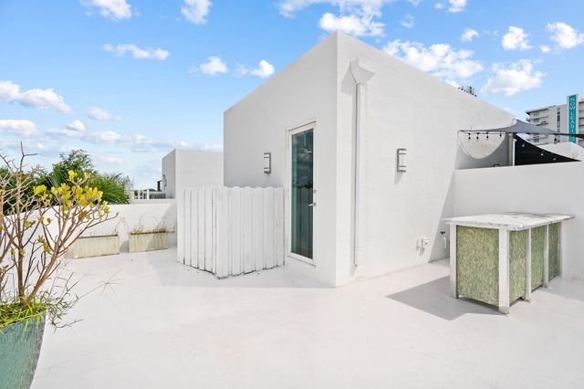 775 NE 4th Avenue 775, Fort Lauderdale, FL 33304