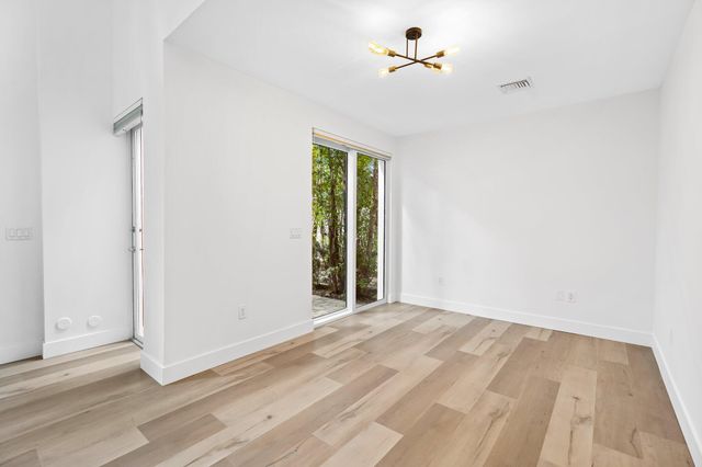 775 NE 4th Avenue 775, Fort Lauderdale, FL 33304