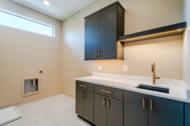 3205B Acklen Ave, Nashville, TN 37212