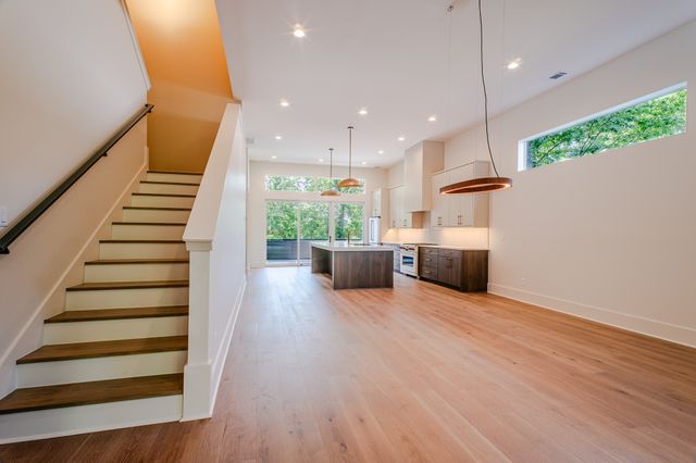 3205B Acklen Ave, Nashville, TN 37212