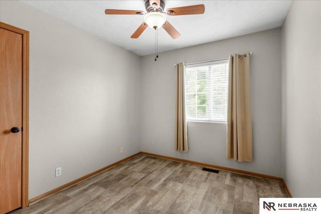 3008 N 152 Street, Omaha, NE 68116