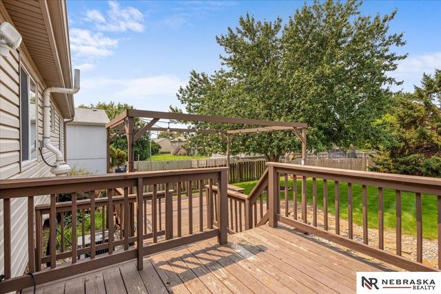 3008 N 152 Street, Omaha, NE 68116