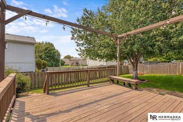 3008 N 152 Street, Omaha, NE 68116