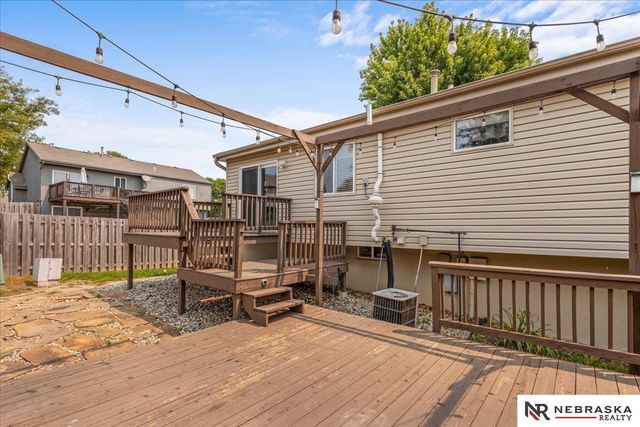 3008 N 152 Street, Omaha, NE 68116