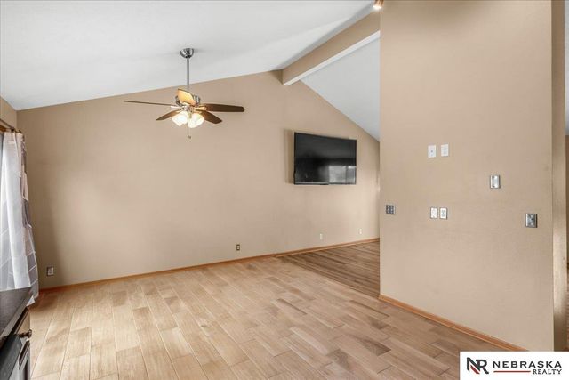 3008 N 152 Street, Omaha, NE 68116