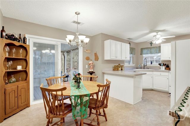 214 Belle Grove Circle, Richmond Hill, GA 31324