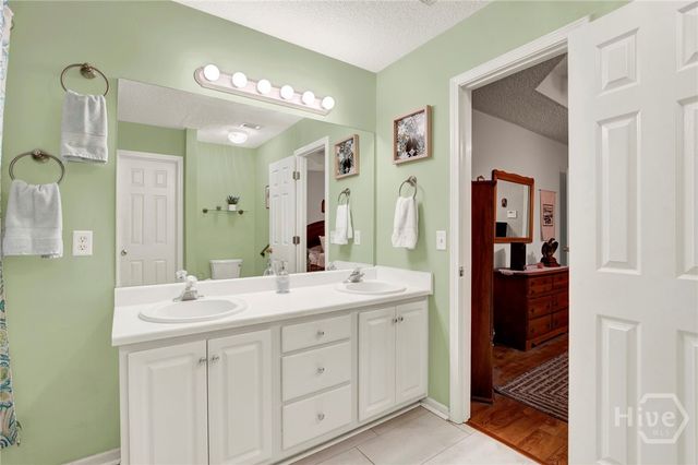 214 Belle Grove Circle, Richmond Hill, GA 31324