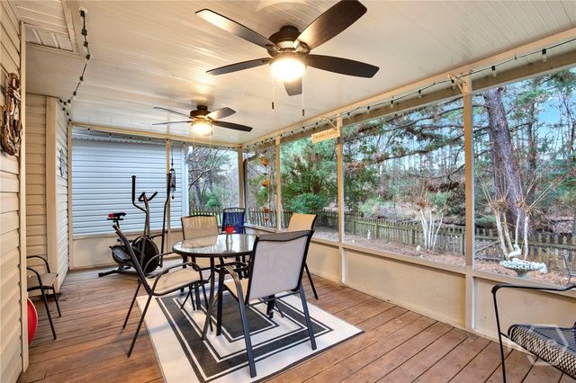 214 Belle Grove Circle, Richmond Hill, GA 31324