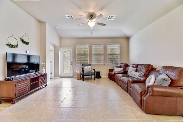 194 Camden CV, Buda, TX 78610