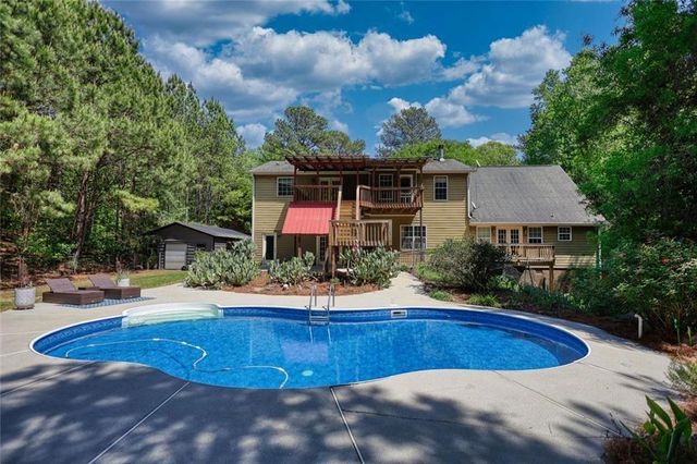 80 River Shoals Court, Covington, GA 30016