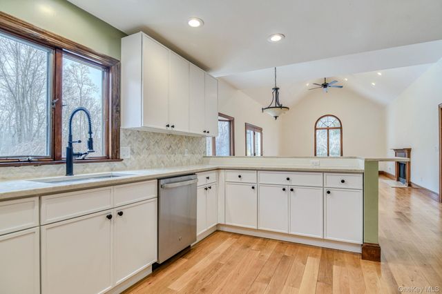 24 Deer Run Road, Newburgh, NY 12550