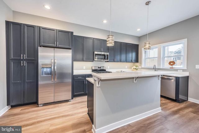 848 EDMONDSON AVE, Baltimore, MD 21201