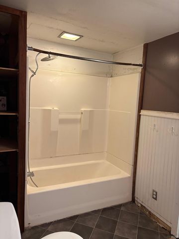 120 W NORTH A Street, Gas City, IN 46933