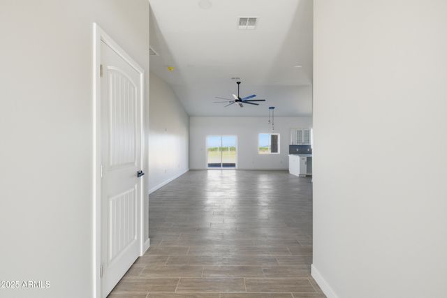 37622 W MARIPOSA Street, Tonopah, AZ 85354