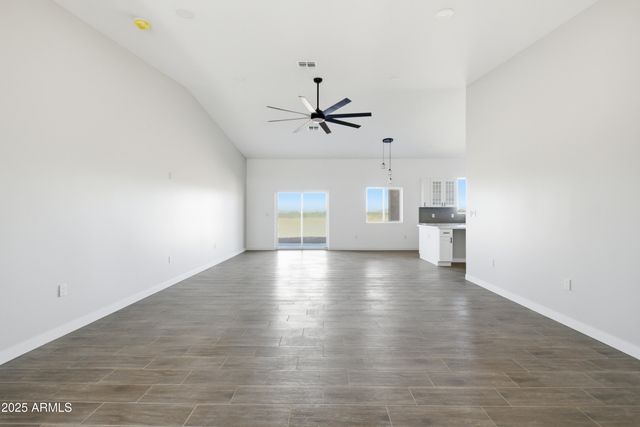 37622 W MARIPOSA Street, Tonopah, AZ 85354