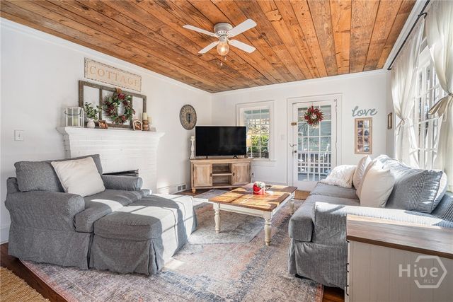 17 W Wright Street, Winder, GA 30680