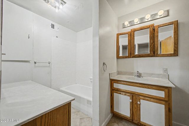 835 N ROBSON --, Mesa, AZ 85201