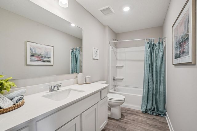 17577 Driscoll Place, Lakeville, MN 55044