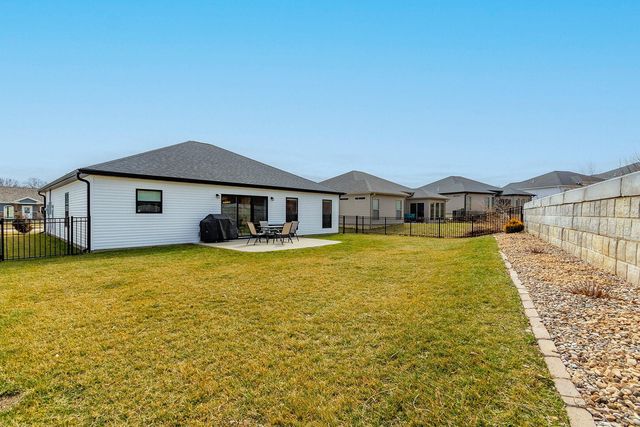 4089 W SNAPDRAGON DR, Columbia, MO 65203