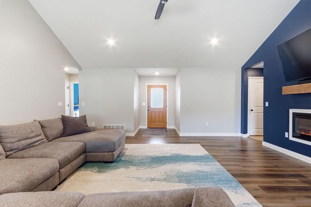 4089 W SNAPDRAGON DR, Columbia, MO 65203