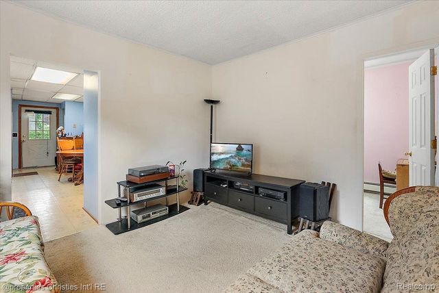 27428 Townley Street, Madison Heights, MI 48071