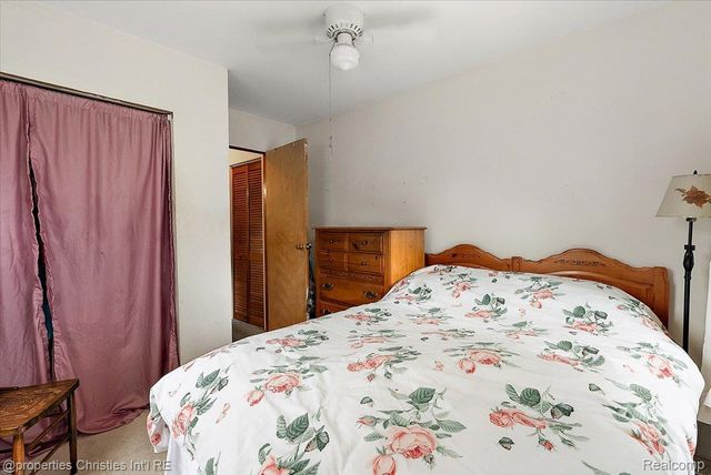 27428 Townley Street, Madison Heights, MI 48071