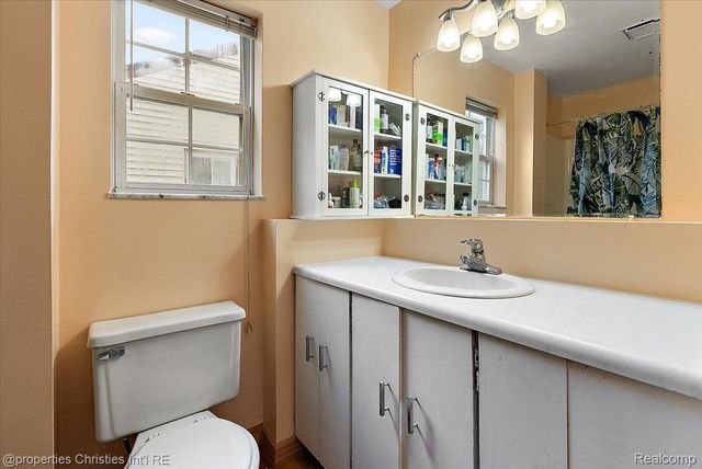 27428 Townley Street, Madison Heights, MI 48071