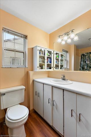 27428 Townley Street, Madison Heights, MI 48071