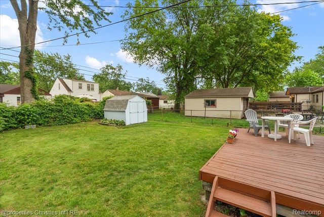 27428 Townley Street, Madison Heights, MI 48071
