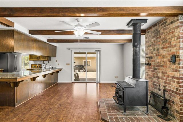 22082 Oleander Ave, Manteca, CA 95337