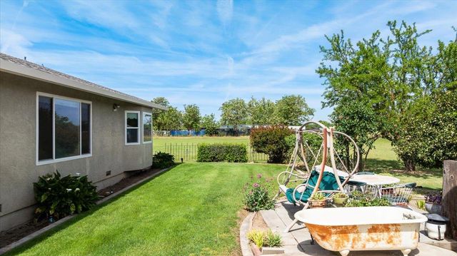 22082 Oleander Ave, Manteca, CA 95337