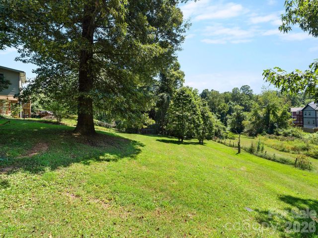 86 Debra Lane, Asheville, NC 28806
