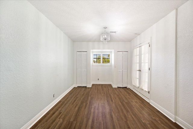 1012 Mohican Boulevard, Jupiter, FL 33458