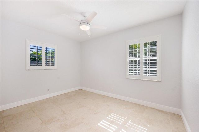 1012 Mohican Boulevard, Jupiter, FL 33458