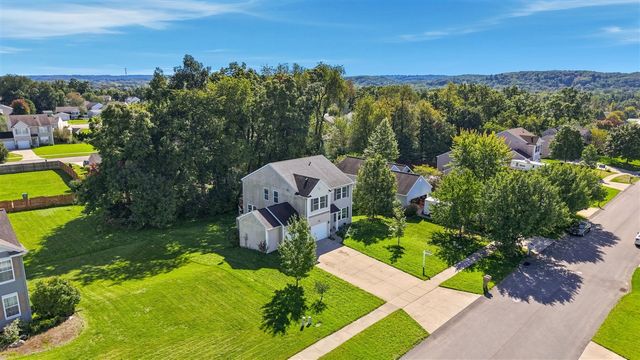 1642 Salisbury, Lowell, MI 49331