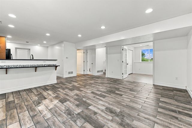 1642 Salisbury, Lowell, MI 49331