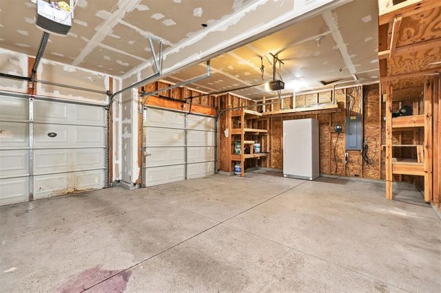 1642 Salisbury, Lowell, MI 49331