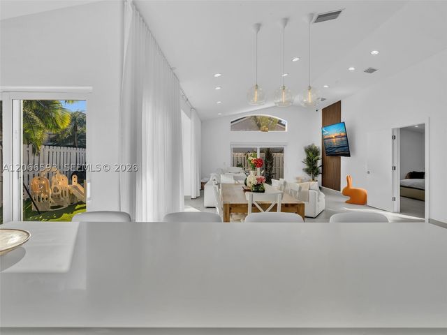 4807 SW 34th Ave, Hollywood, FL 33312