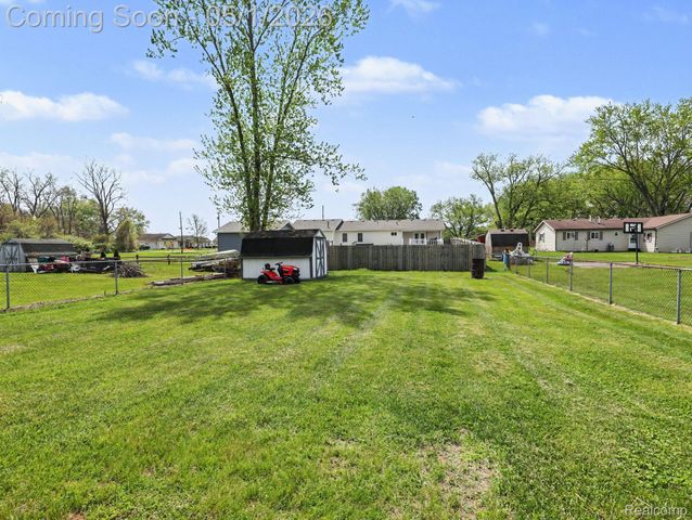 3123 Clayton Street, La Salle Township, MI 48133