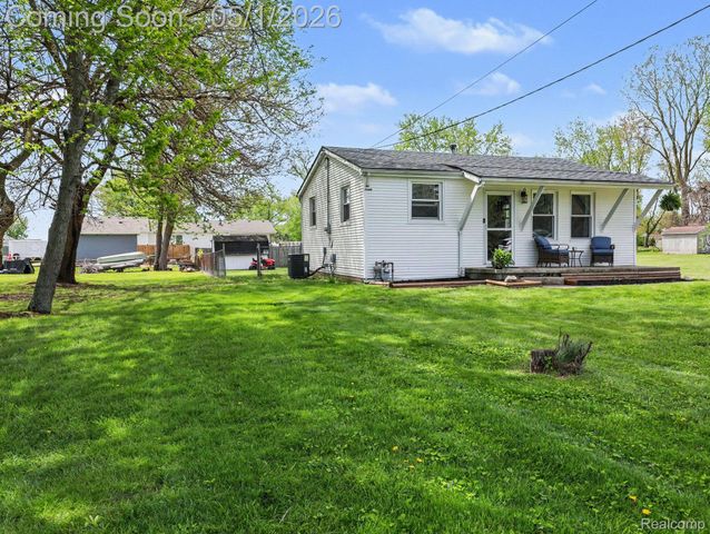 3123 Clayton Street, La Salle Township, MI 48133