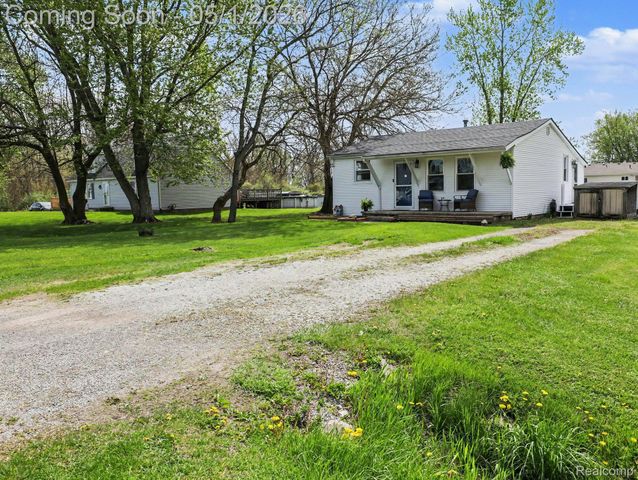 3123 Clayton Street, La Salle Township, MI 48133