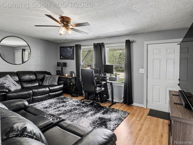 3123 Clayton Street, La Salle Township, MI 48133