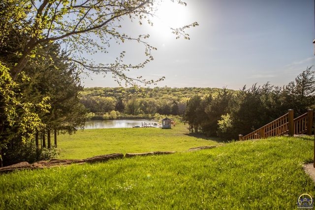 633 E 300 Rd, Overbrook, KS 66524