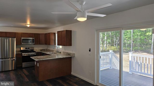 653 WEYMOUTH RD, Buena, NJ 08310