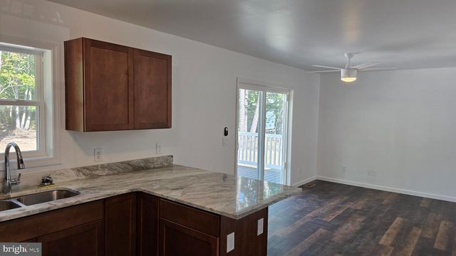 653 WEYMOUTH RD, Buena, NJ 08310