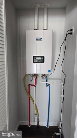 653 WEYMOUTH RD, Buena, NJ 08310