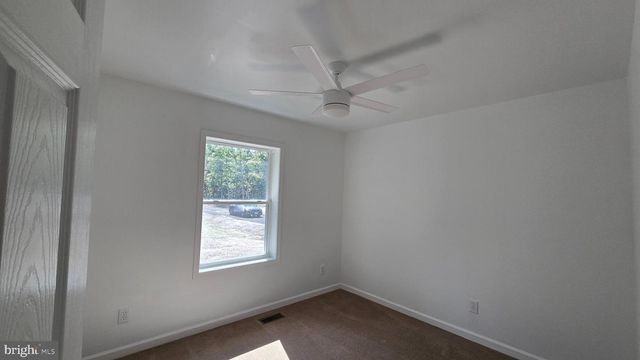 653 WEYMOUTH RD, Buena, NJ 08310