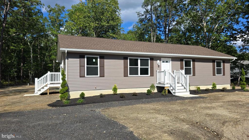 653 WEYMOUTH RD, Buena, NJ 08310