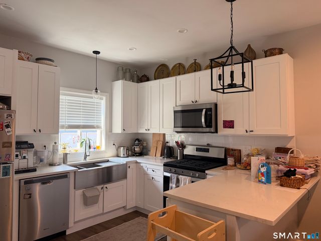 315 Humphrey Street A, New Haven, CT 06511